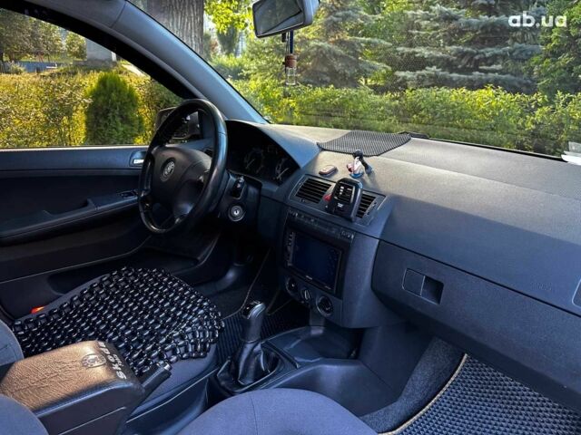 Бежевий Шкода Фабія, об'ємом двигуна 1.4 л та пробігом 190 тис. км за 5690 $, фото 20 на Automoto.ua