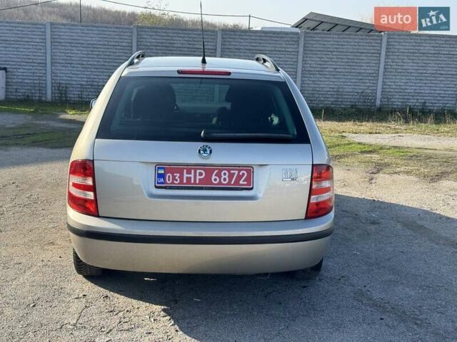 Бежевий Шкода Фабія, об'ємом двигуна 1.4 л та пробігом 211 тис. км за 4700 $, фото 8 на Automoto.ua