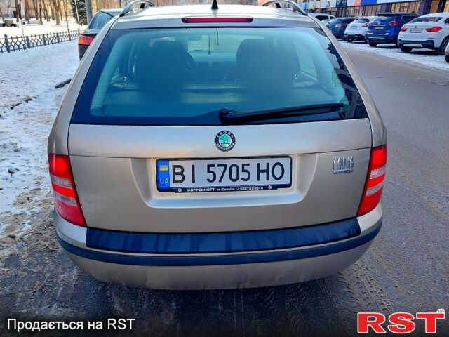 Бежевий Шкода Фабія, об'ємом двигуна 1.4 л та пробігом 215 тис. км за 4700 $, фото 8 на Automoto.ua