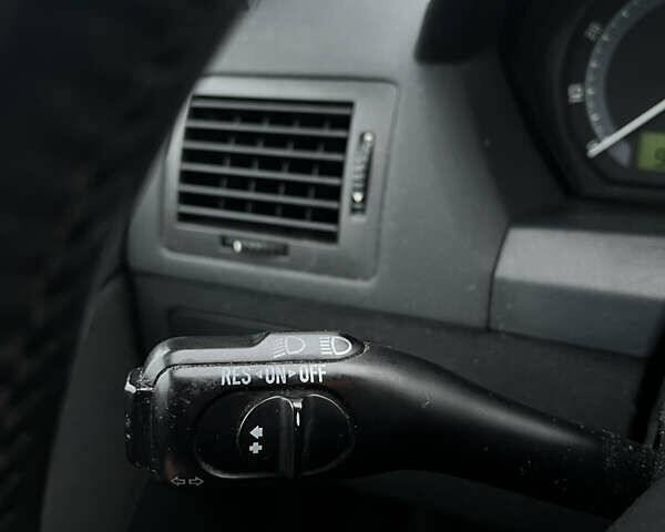 Бежевий Шкода Фабія, об'ємом двигуна 1.39 л та пробігом 248 тис. км за 4750 $, фото 19 на Automoto.ua