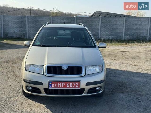Бежевий Шкода Фабія, об'ємом двигуна 1.4 л та пробігом 211 тис. км за 4700 $, фото 5 на Automoto.ua