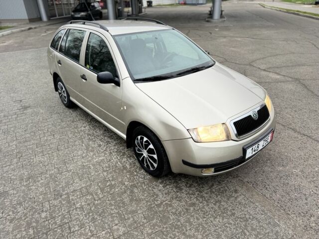 Бежевый Шкода Фабия, объемом двигателя 1.4 л и пробегом 195 тыс. км за 1999 $, фото 11 на Automoto.ua