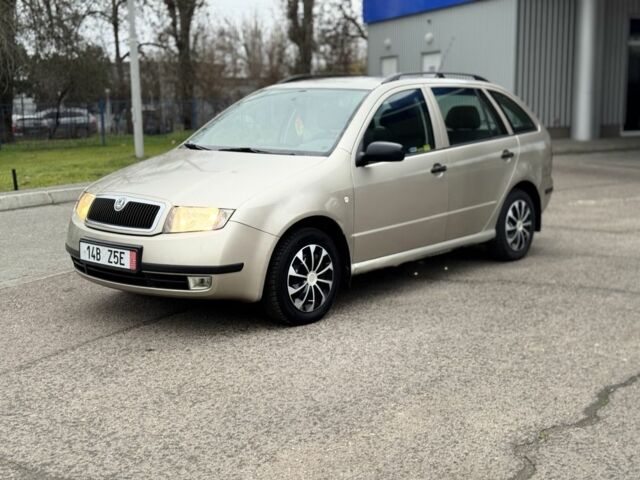 Бежевый Шкода Фабия, объемом двигателя 1.4 л и пробегом 195 тыс. км за 1999 $, фото 10 на Automoto.ua