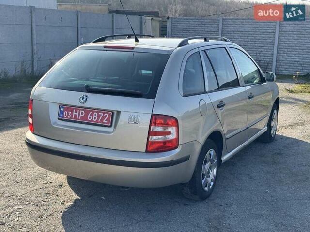 Бежевий Шкода Фабія, об'ємом двигуна 1.4 л та пробігом 211 тис. км за 4700 $, фото 9 на Automoto.ua