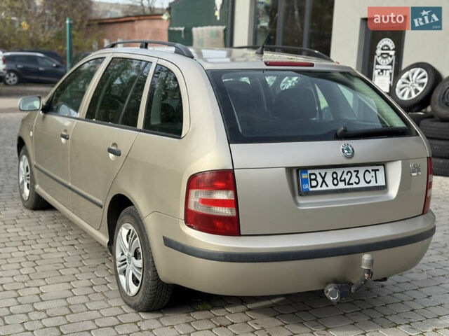 Бежевий Шкода Фабія, об'ємом двигуна 1.39 л та пробігом 210 тис. км за 3950 $, фото 6 на Automoto.ua