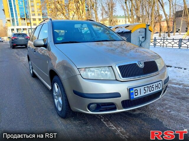 Бежевий Шкода Фабія, об'ємом двигуна 1.4 л та пробігом 215 тис. км за 4700 $, фото 5 на Automoto.ua