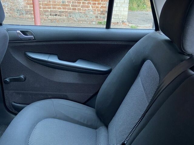 Шкода Фабия 2005 в Чернигове на Automoto.ua Бежевый Шкода Фабия, объемом двигателя 1.4 л и пробегом 245 тыс. км за 3900 $, фото 20 на Automoto.ua