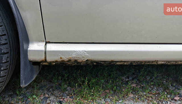 Бежевий Шкода Фабія, об'ємом двигуна 1.39 л та пробігом 234 тис. км за 3300 $, фото 8 на Automoto.ua