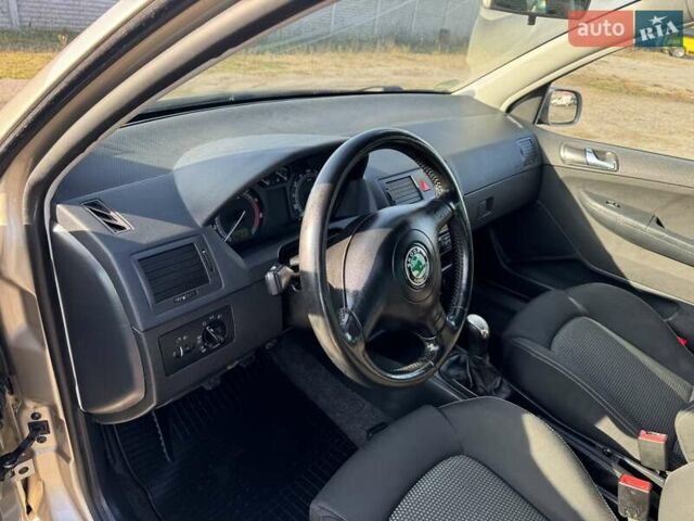 Бежевий Шкода Фабія, об'ємом двигуна 1.4 л та пробігом 211 тис. км за 4700 $, фото 23 на Automoto.ua