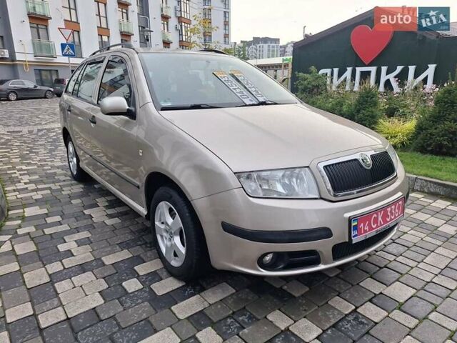 Бежевый Шкода Фабия, объемом двигателя 1.4 л и пробегом 163 тыс. км за 5499 $, фото 13 на Automoto.ua