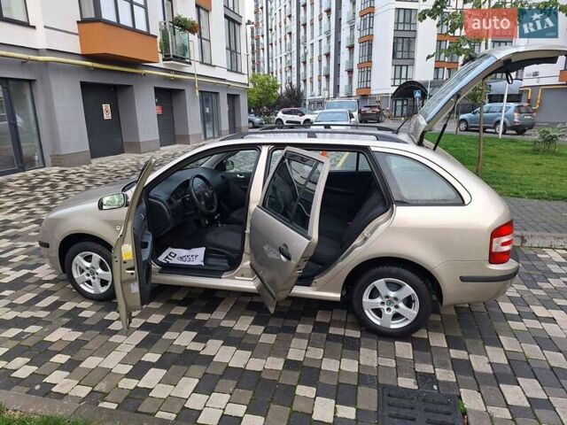 Бежевый Шкода Фабия, объемом двигателя 1.4 л и пробегом 163 тыс. км за 5499 $, фото 20 на Automoto.ua