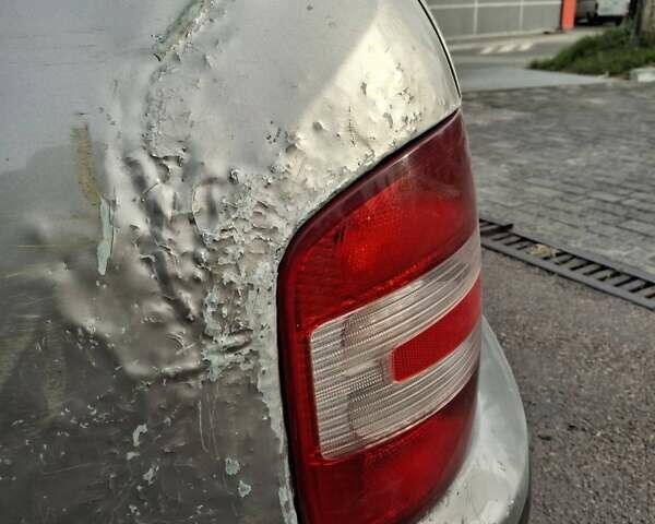 Бежевый Шкода Фабия, объемом двигателя 1.2 л и пробегом 183 тыс. км за 1800 $, фото 15 на Automoto.ua