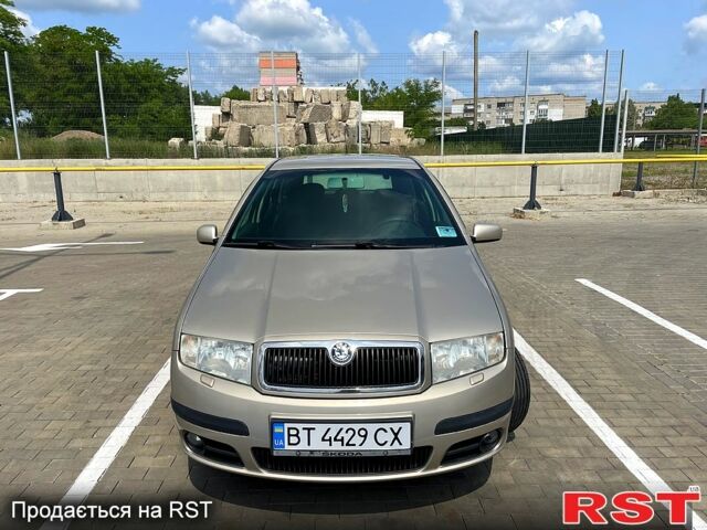 Бежевий Шкода Фабія, об'ємом двигуна 1.2 л та пробігом 330 тис. км за 4400 $, фото 7 на Automoto.ua