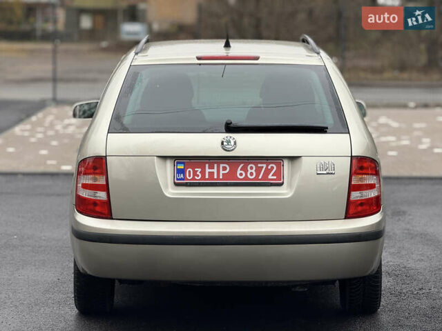 Бежевий Шкода Фабія, об'ємом двигуна 1.4 л та пробігом 211 тис. км за 4999 $, фото 2 на Automoto.ua
