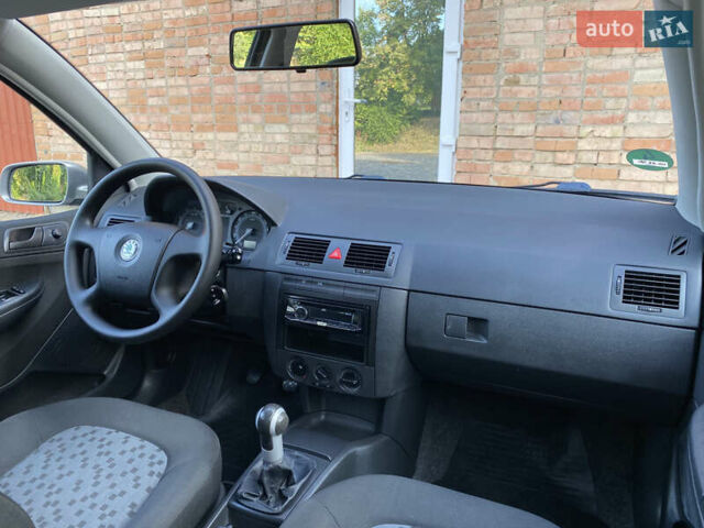 Бежевий Шкода Фабія, об'ємом двигуна 1.4 л та пробігом 218 тис. км за 5199 $, фото 28 на Automoto.ua