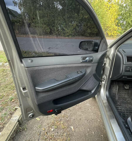 Бежевий Шкода Фабія, об'ємом двигуна 1.39 л та пробігом 164 тис. км за 5200 $, фото 7 на Automoto.ua