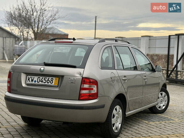 Бежевый Шкода Фабия, объемом двигателя 1.2 л и пробегом 183 тыс. км за 3850 $, фото 10 на Automoto.ua