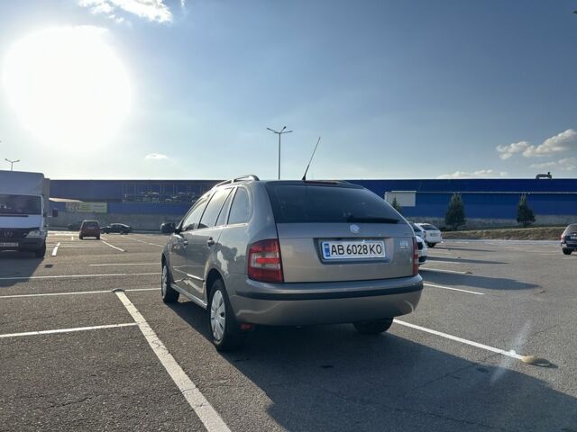 Бежевий Шкода Фабія, об'ємом двигуна 1.2 л та пробігом 200 тис. км за 3500 $, фото 4 на Automoto.ua