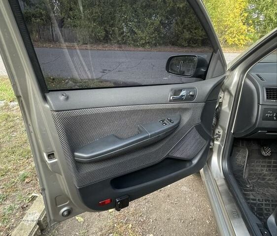 Бежевий Шкода Фабія, об'ємом двигуна 1.4 л та пробігом 164 тис. км за 5200 $, фото 5 на Automoto.ua