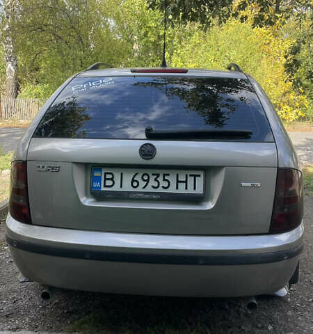 Бежевий Шкода Фабія, об'ємом двигуна 1.39 л та пробігом 164 тис. км за 5200 $, фото 1 на Automoto.ua
