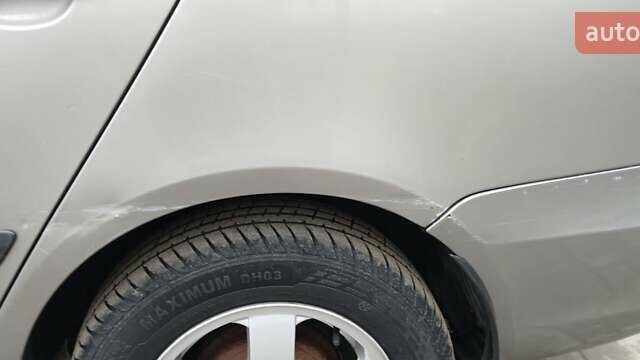 Бежевий Шкода Фабія, об'ємом двигуна 1.2 л та пробігом 195 тис. км за 4300 $, фото 9 на Automoto.ua
