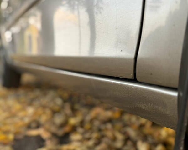 Бежевый Шкода Фабия, объемом двигателя 1.39 л и пробегом 215 тыс. км за 6299 $, фото 5 на Automoto.ua