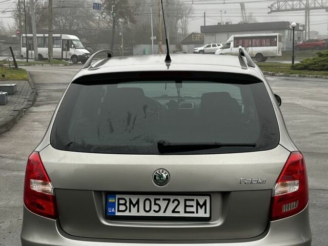 Бежевий Шкода Фабія, об'ємом двигуна 1.4 л та пробігом 500 тис. км за 6300 $, фото 7 на Automoto.ua
