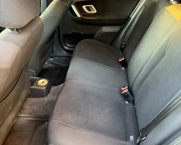 Бежевый Шкода Фабия, объемом двигателя 1.39 л и пробегом 215 тыс. км за 6299 $, фото 17 на Automoto.ua