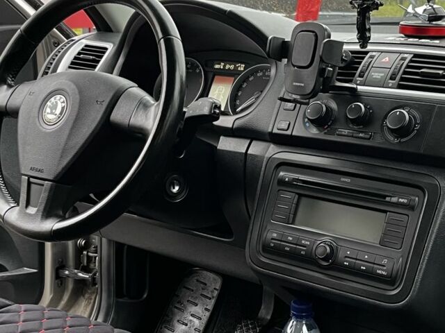 Бежевий Шкода Фабія, об'ємом двигуна 1.4 л та пробігом 500 тис. км за 6300 $, фото 6 на Automoto.ua