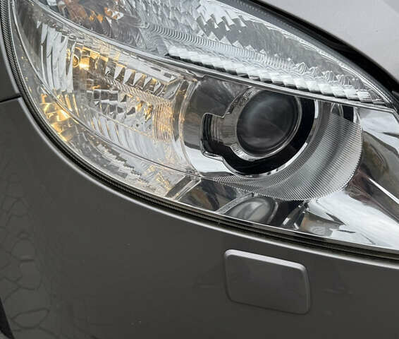 Бежевый Шкода Фабия, объемом двигателя 1.6 л и пробегом 190 тыс. км за 5850 $, фото 15 на Automoto.ua