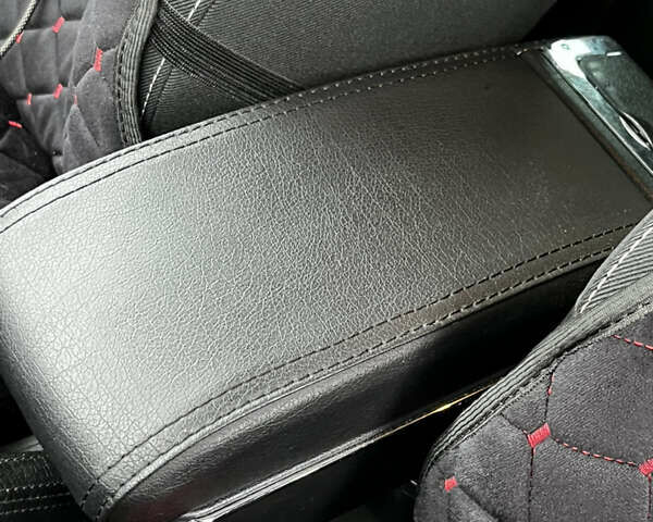 Бежевый Шкода Фабия, объемом двигателя 1.39 л и пробегом 139 тыс. км за 6300 $, фото 9 на Automoto.ua