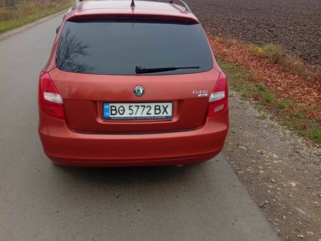 Бежевый Шкода Фабия, объемом двигателя 1.4 л и пробегом 340 тыс. км за 4350 $, фото 5 на Automoto.ua