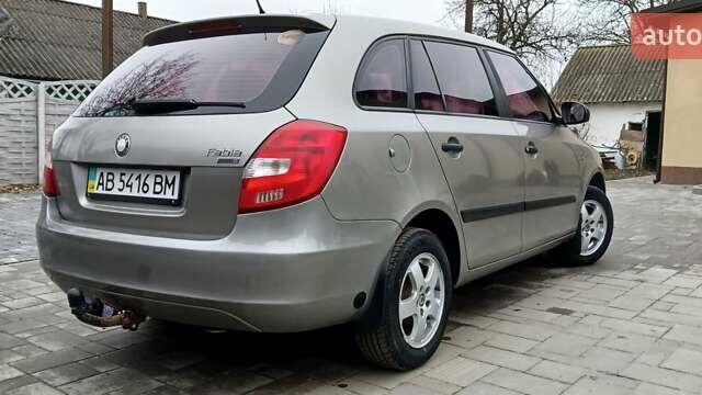 Бежевий Шкода Фабія, об'ємом двигуна 1.2 л та пробігом 195 тис. км за 4300 $, фото 3 на Automoto.ua