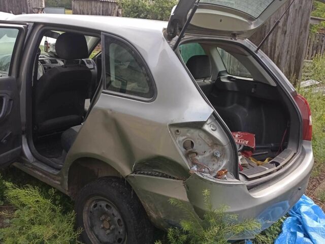 Бежевый Шкода Фабия, объемом двигателя 1.4 л и пробегом 360 тыс. км за 1500 $, фото 14 на Automoto.ua