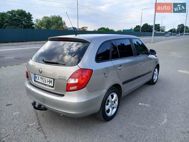 Шкода Фабия 2010 в Киеве на Automoto.ua Бежевый Шкода Фабия, объемом двигателя 1.2 л и пробегом 270 тыс. км за 4500 $, фото 8 на Automoto.ua