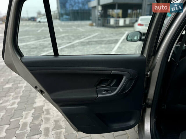 Бежевый Шкода Фабия, объемом двигателя 1.2 л и пробегом 250 тыс. км за 5500 $, фото 31 на Automoto.ua