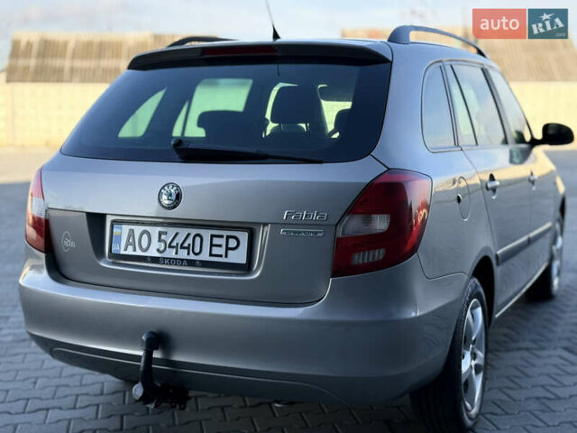 Бежевий Шкода Фабія, об'ємом двигуна 1.2 л та пробігом 302 тис. км за 5499 $, фото 10 на Automoto.ua