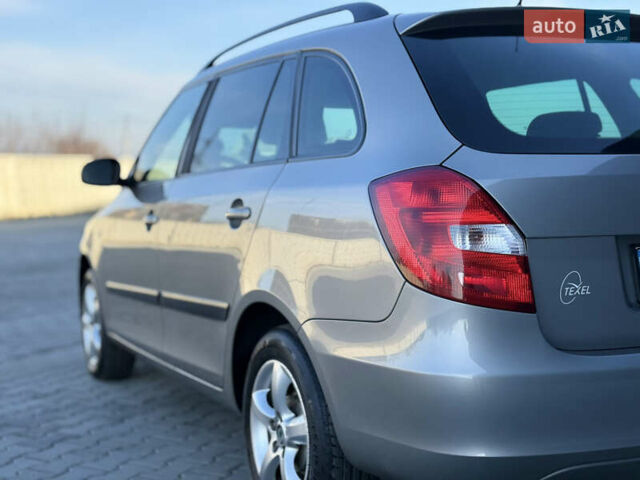 Бежевий Шкода Фабія, об'ємом двигуна 1.2 л та пробігом 302 тис. км за 5499 $, фото 13 на Automoto.ua