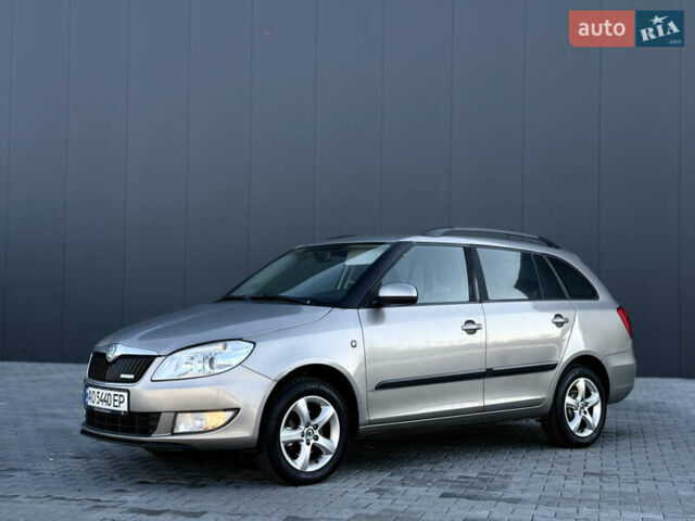 Бежевий Шкода Фабія, об'ємом двигуна 1.2 л та пробігом 302 тис. км за 5499 $, фото 4 на Automoto.ua