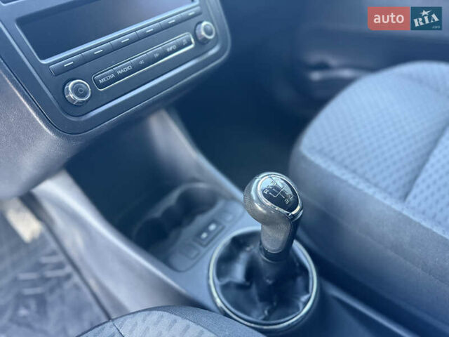 Бежевий Шкода Фабія, об'ємом двигуна 1.2 л та пробігом 302 тис. км за 5499 $, фото 30 на Automoto.ua