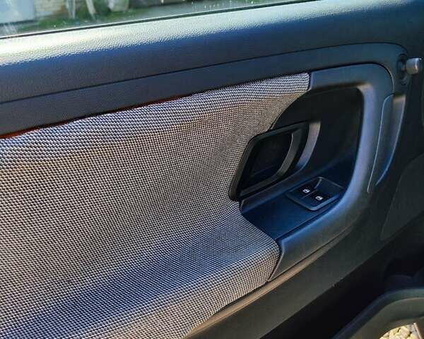 Бежевый Шкода Фабия, объемом двигателя 1.2 л и пробегом 195 тыс. км за 5200 $, фото 5 на Automoto.ua