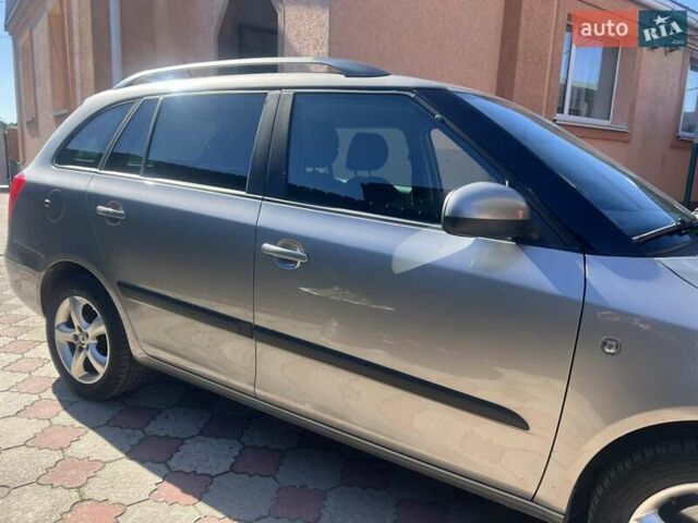 Бежевий Шкода Фабія, об'ємом двигуна 1.2 л та пробігом 253 тис. км за 5900 $, фото 33 на Automoto.ua
