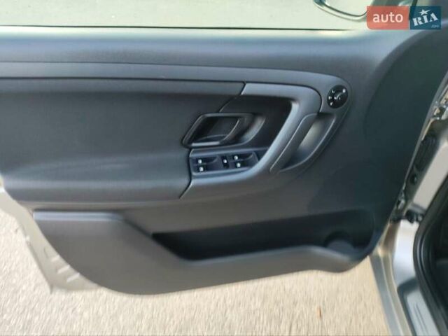 Бежевый Шкода Фабия, объемом двигателя 1.2 л и пробегом 218 тыс. км за 8400 $, фото 8 на Automoto.ua