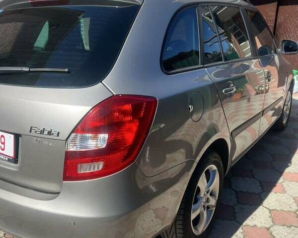 Бежевий Шкода Фабія, об'ємом двигуна 1.2 л та пробігом 253 тис. км за 5900 $, фото 32 на Automoto.ua