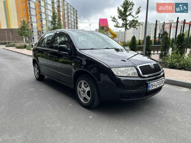 Чорний Шкода Фабія, об'ємом двигуна 1.39 л та пробігом 270 тис. км за 3250 $, фото 4 на Automoto.ua