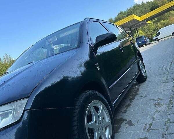 Черный Шкода Фабия, объемом двигателя 1.9 л и пробегом 452 тыс. км за 3800 $, фото 1 на Automoto.ua