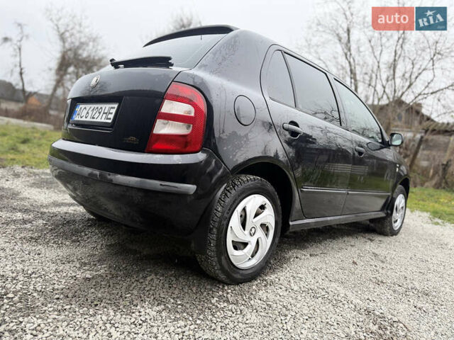 Чорний Шкода Фабія, об'ємом двигуна 1.39 л та пробігом 201 тис. км за 3750 $, фото 8 на Automoto.ua