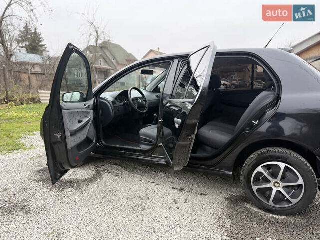 Чорний Шкода Фабія, об'ємом двигуна 1.39 л та пробігом 201 тис. км за 3750 $, фото 12 на Automoto.ua