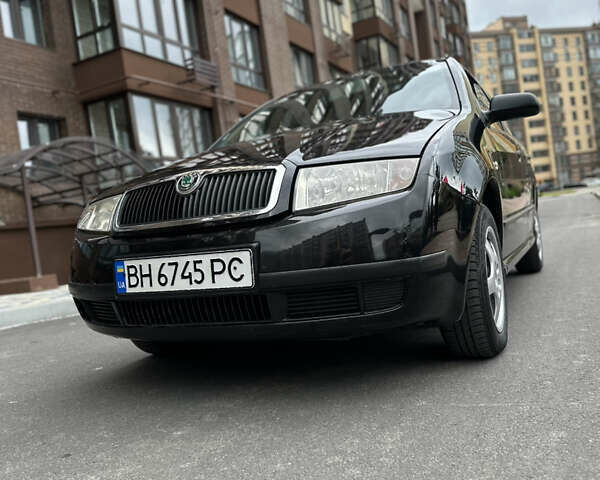 Чорний Шкода Фабія, об'ємом двигуна 1.39 л та пробігом 270 тис. км за 3250 $, фото 2 на Automoto.ua
