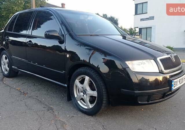 Черный Шкода Фабия, объемом двигателя 1.2 л и пробегом 260 тыс. км за 3450 $, фото 12 на Automoto.ua